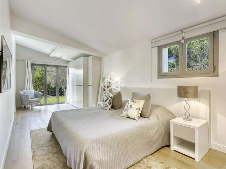 Maison Saint-Tropez - 4 chambres - 235m²