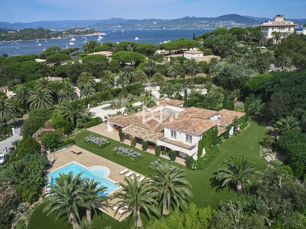 House Saint-Tropez