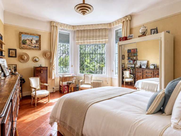 Maison Fréjus - 5 chambres - 205m²