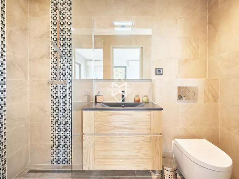 Maison Cavalaire-sur-Mer - 5 chambres - 350m²