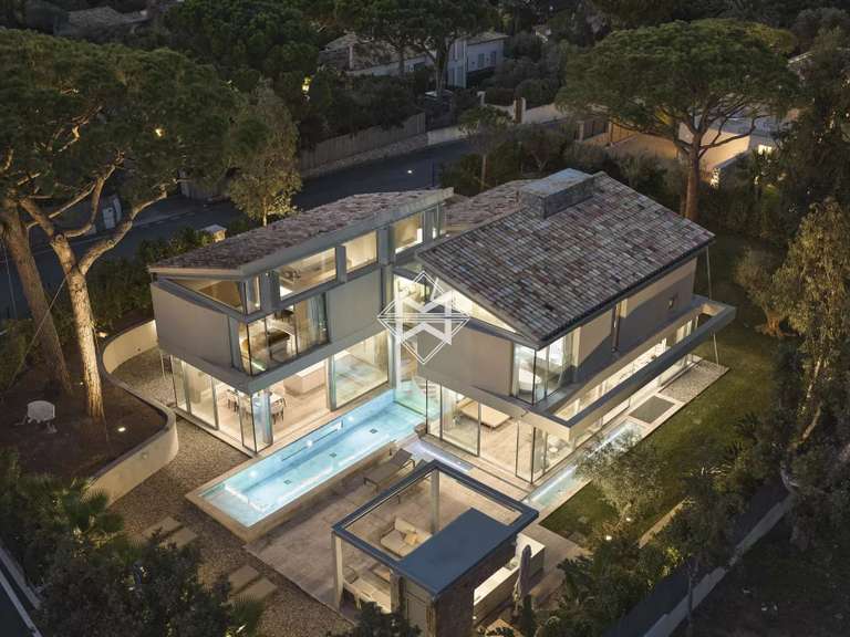 Maison Saint-Tropez - 5 chambres - 310m²