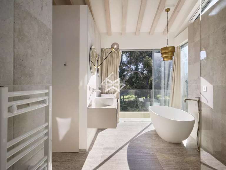 Maison Saint-Tropez - 10 chambres - 560m²