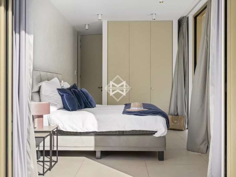 Maison Saint-Tropez - 10 chambres - 560m²