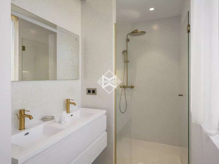 Maison Saint-Tropez - 10 chambres - 560m²