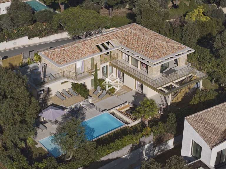 Maison Saint-Tropez - 10 chambres - 560m²