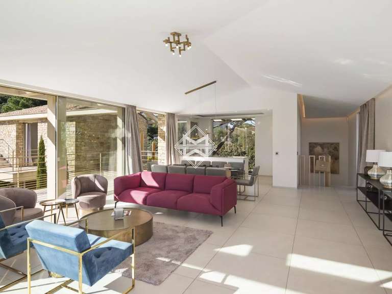 Maison Saint-Tropez - 10 chambres - 560m²