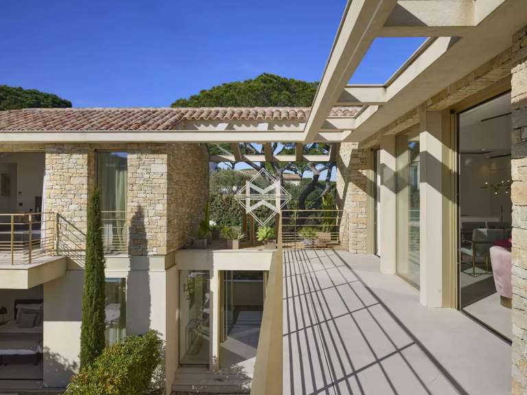 Maison Saint-Tropez - 10 chambres - 560m²