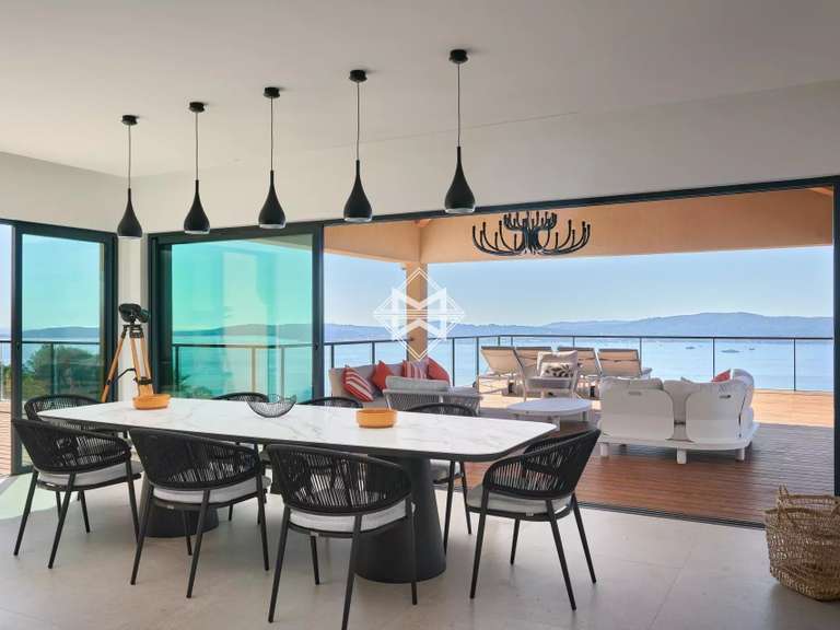 Maison Grimaud - 5 chambres - 383m²