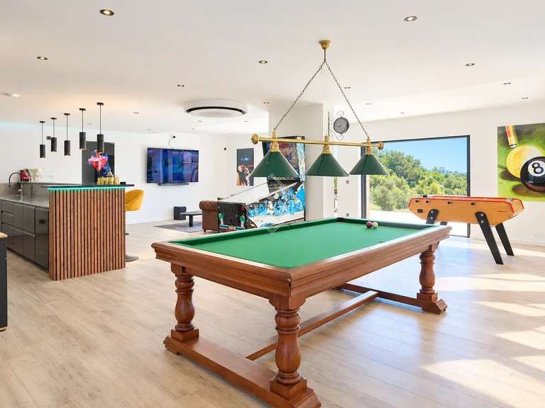 Maison La Croix-Valmer - 5 chambres - 370m²