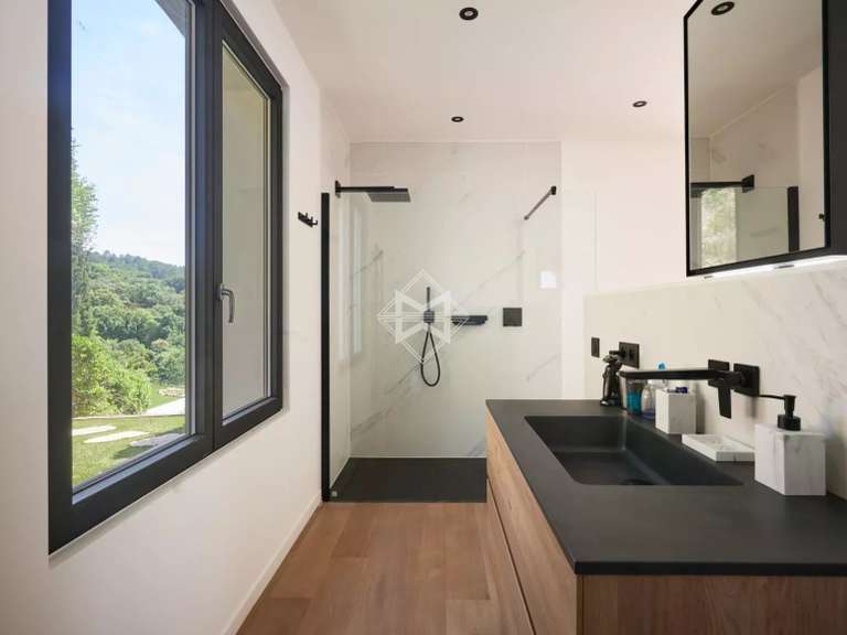 Maison La Croix-Valmer - 5 chambres - 370m²