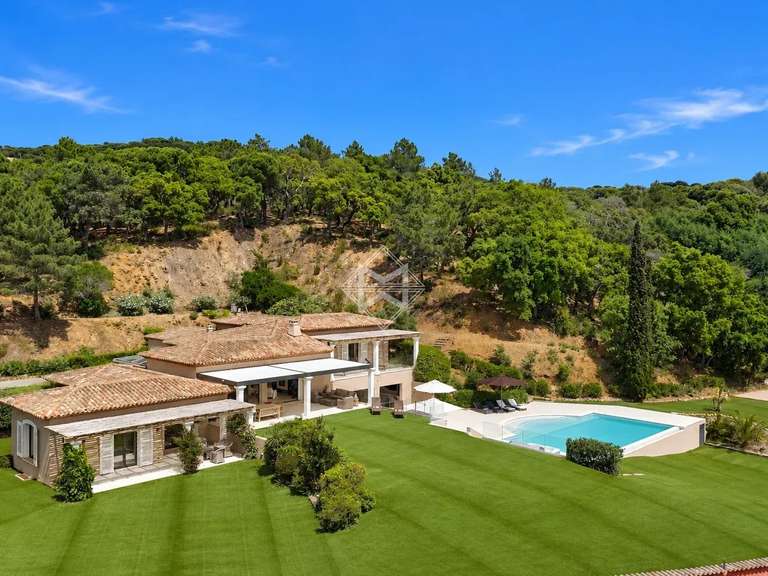 Maison La Croix-Valmer - 5 chambres - 370m²