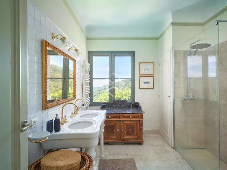 House La Croix-Valmer - 8 bedrooms - 340m²