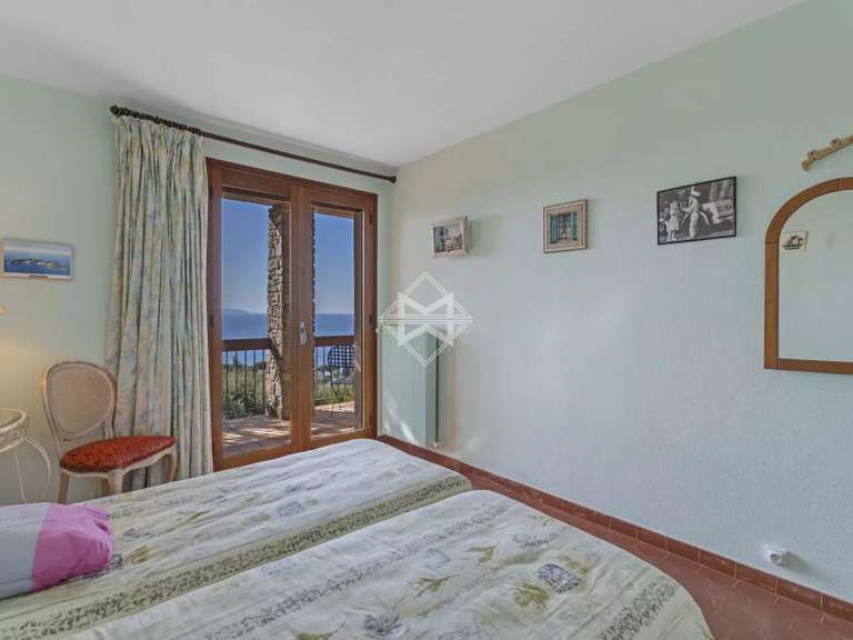 House with Sea view Le Lavandou - 4 bedrooms - 188m²