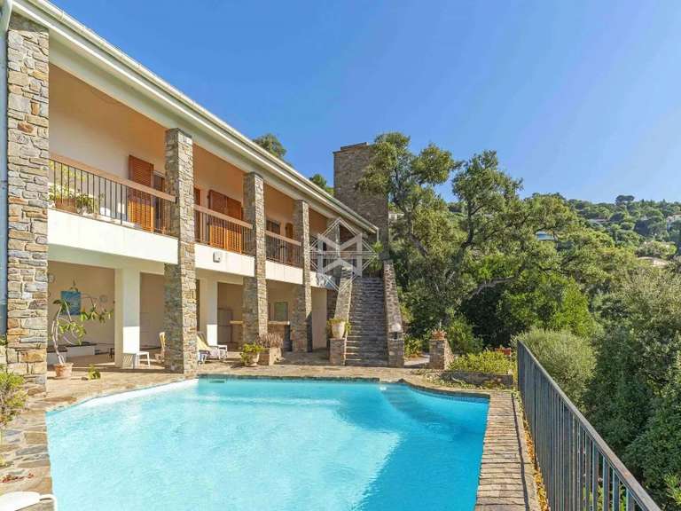 House with Sea view Le Lavandou - 4 bedrooms - 188m²