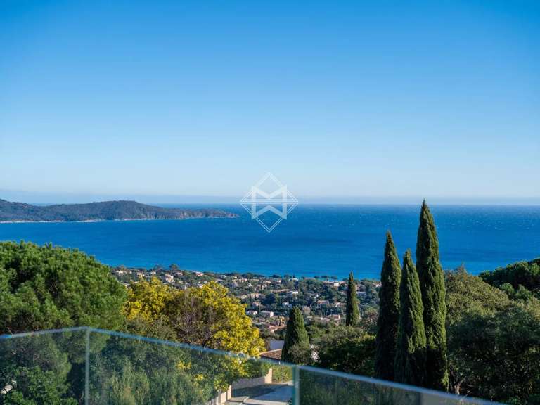 House with Sea view Cavalaire-sur-Mer - 6 bedrooms - 251m²