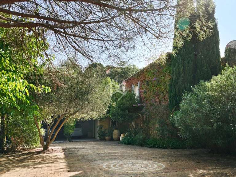 Maison Bormes-les-Mimosas - 9 chambres - 482m²