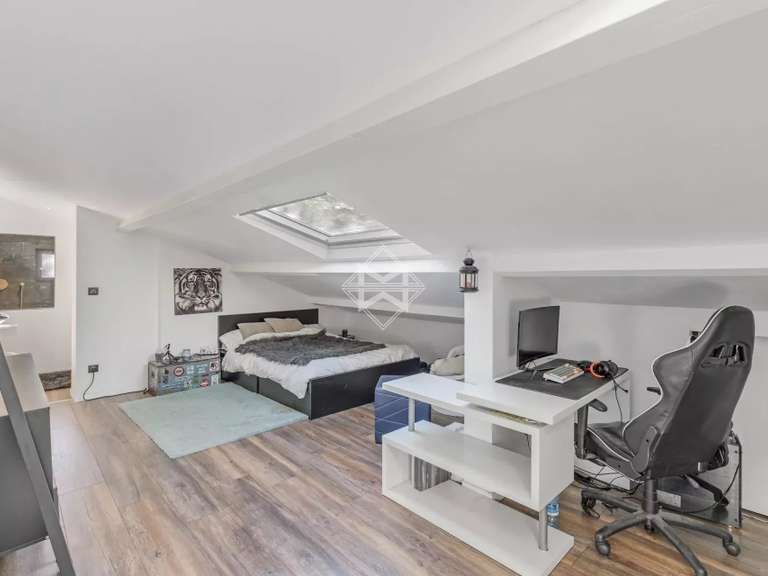 House Toulon - 5 bedrooms - 240m²