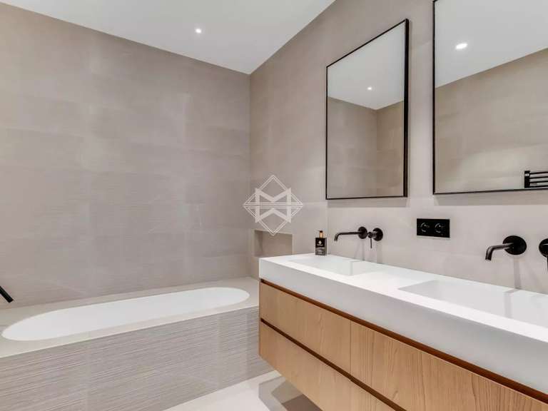 Maison avec Vue sur mer La Croix-Valmer - 6 chambres - 352m²