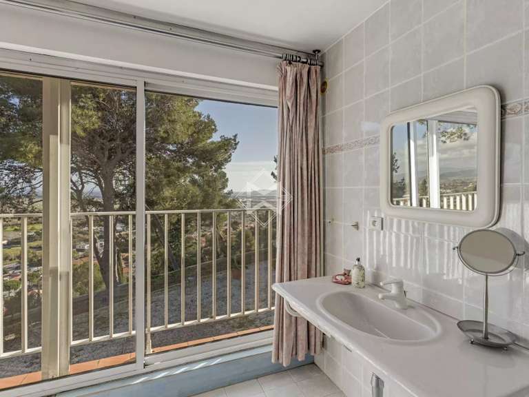 Maison Hyères - 4 chambres - 320m²