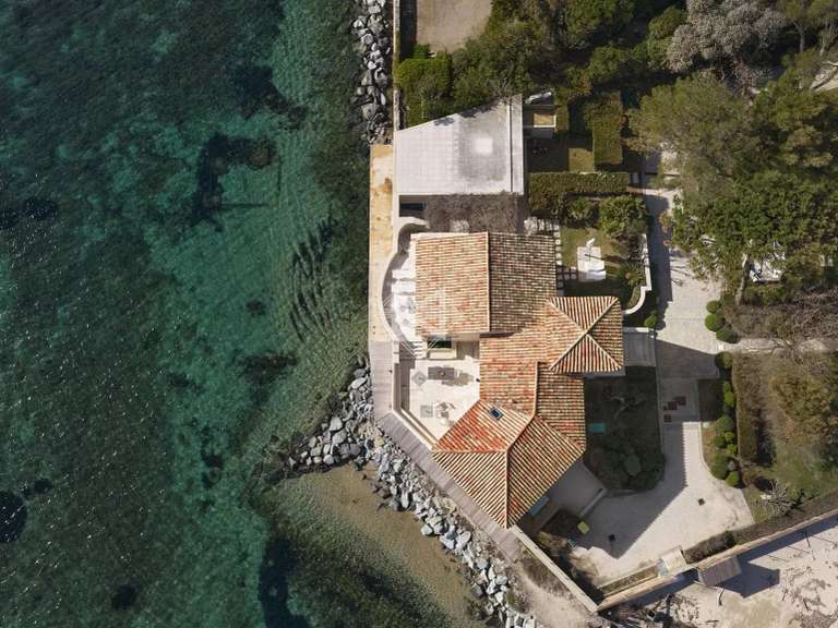 Maison Grimaud - 7 chambres - 311m²