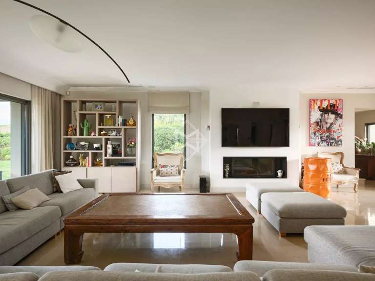 Maison Saint-Tropez - 6 chambres - 331m²