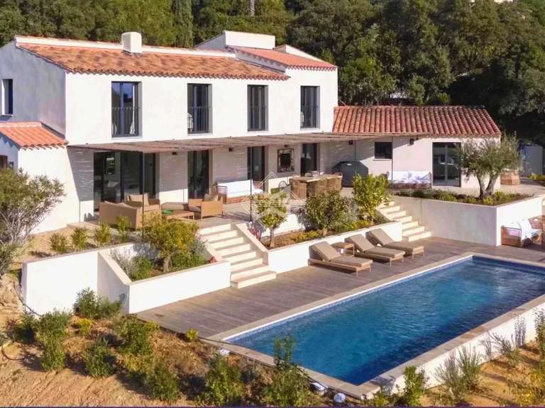House with Sea view Cavalaire-sur-Mer - 4 bedrooms - 200m²