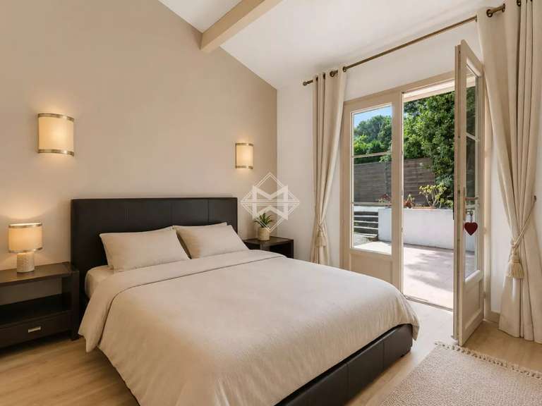 House Sainte-Maxime - 4 bedrooms - 206m²