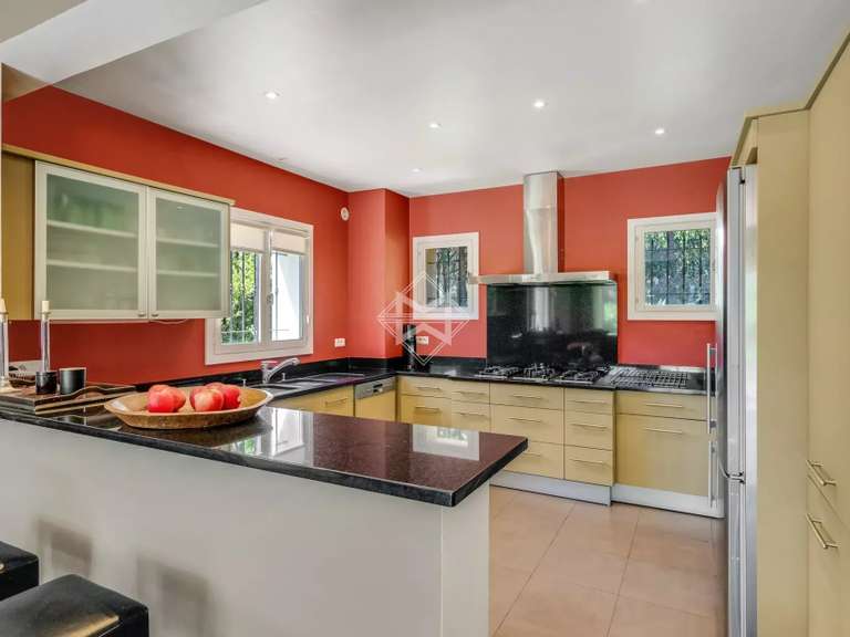 House Grimaud - 4 bedrooms - 350m²