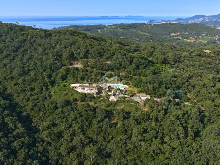 House Gassin - 5 bedrooms - 376m²