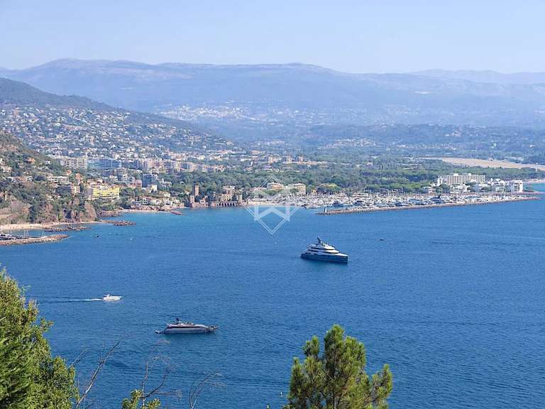 Maison Théoule-sur-Mer - 5 chambres - 323m²
