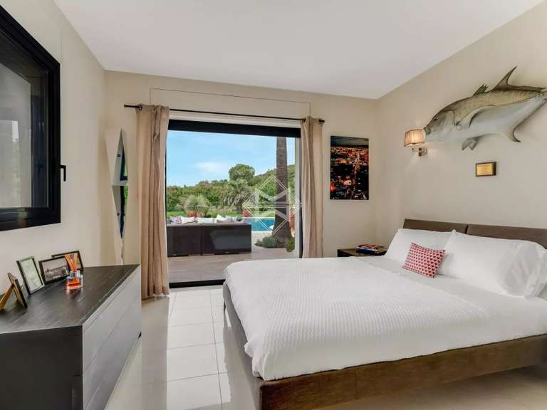 House Grimaud - 4 bedrooms - 282m²