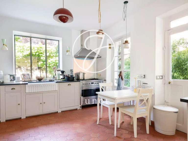 Maison Bagnolet - 3 chambres - 265m²
