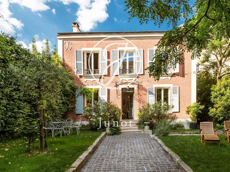 Maison Bagnolet - 3 chambres - 265m²