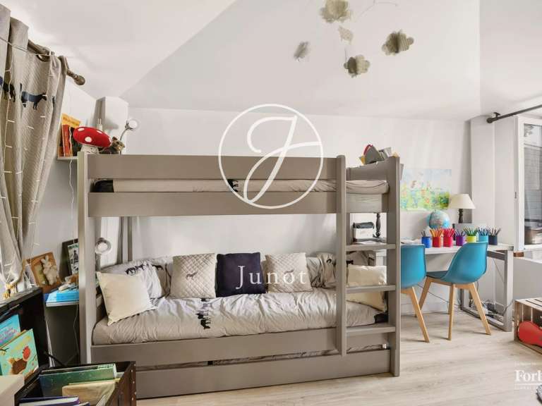 House Le Vésinet - 4 bedrooms - 213m²