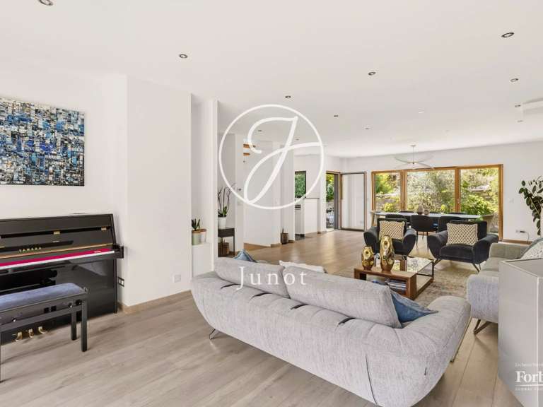 Maison Chatou - 6 chambres - 266m²