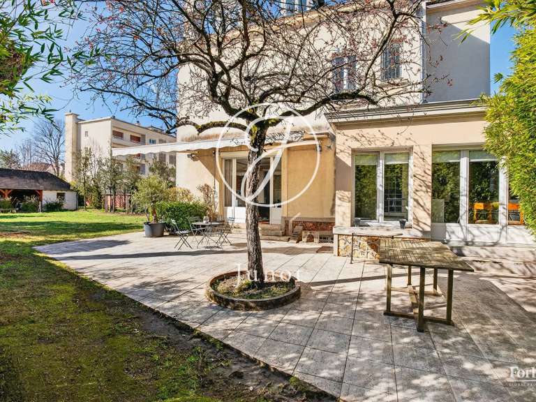 Maison Chatou - 7 chambres - 260m²