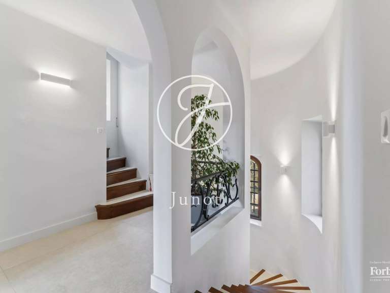 Maison Aix-en-Provence - 6 chambres - 323m²