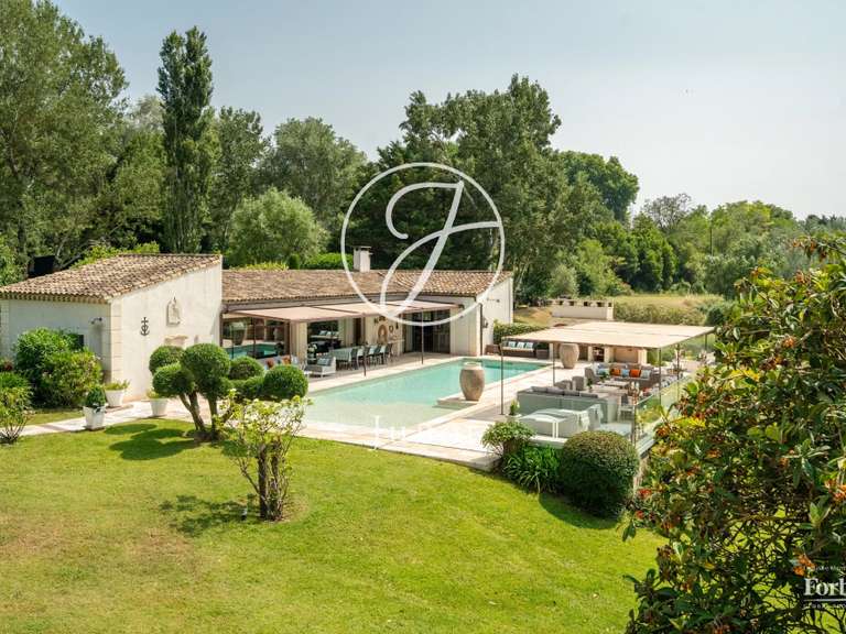 Maison Raphele-les-arles - 8 chambres - 640m²