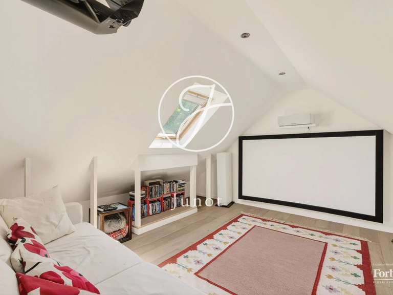 Maison La breteche - 4 chambres - 270m²