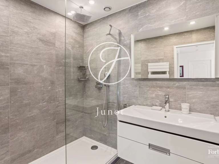 Maison Croissy-sur-Seine - 5 chambres - 179m²