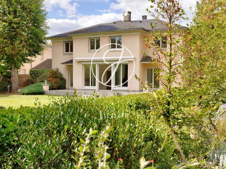 Maison Croissy-sur-Seine - 4 chambres - 200m²