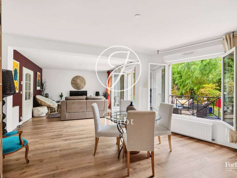 Maison Chatou - 4 chambres - 207m²