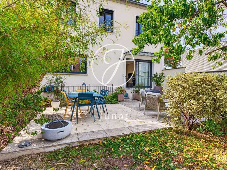 Maison Croissy-sur-Seine - 3 chambres - 102m²