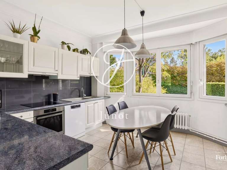 Maison Le Vésinet - 4 chambres - 212m²