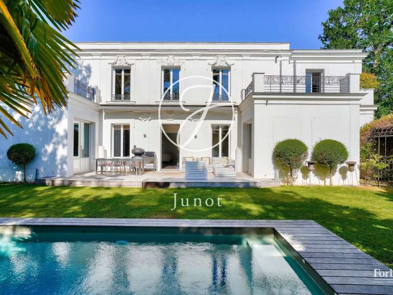 Maison Le Vésinet - 5 chambres - 300m²