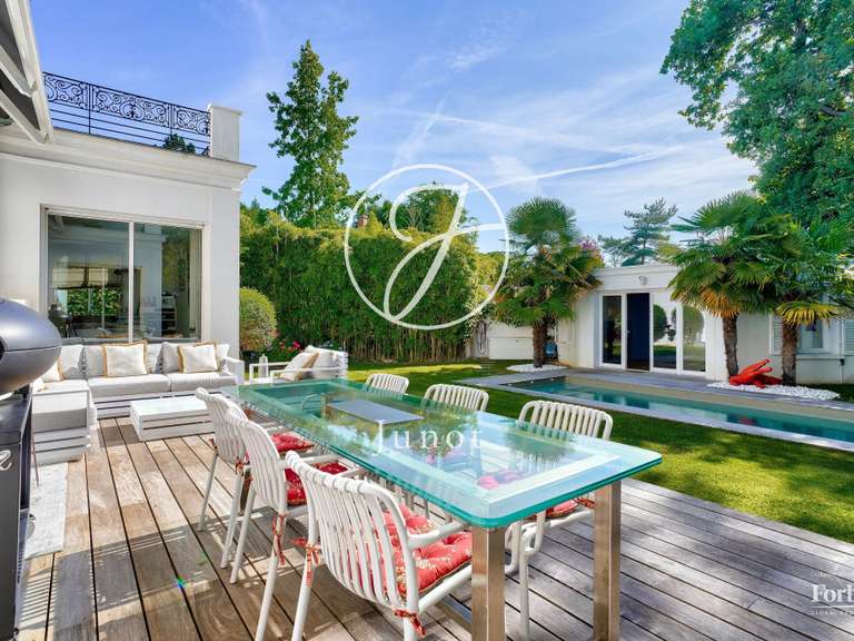 Maison Le Vésinet - 5 chambres - 300m²