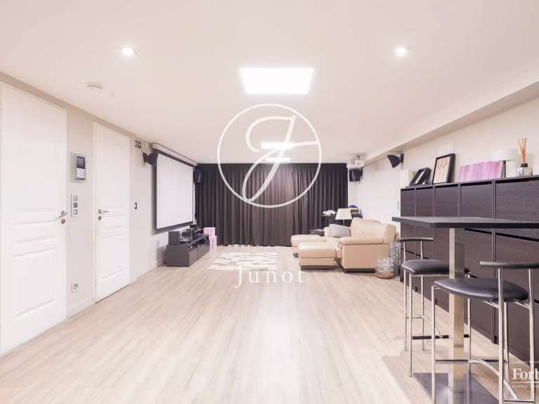 Maison Chatou - 4 chambres - 152m²