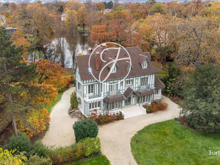Maison Le Vésinet - 5 chambres - 264m²
