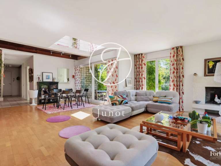 Maison Croissy-sur-Seine - 4 chambres - 151m²