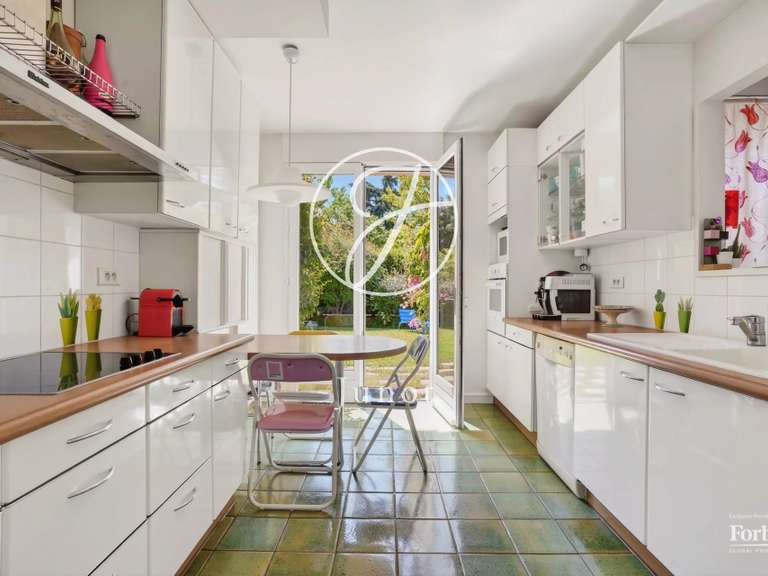 Maison Croissy-sur-Seine - 4 chambres - 151m²